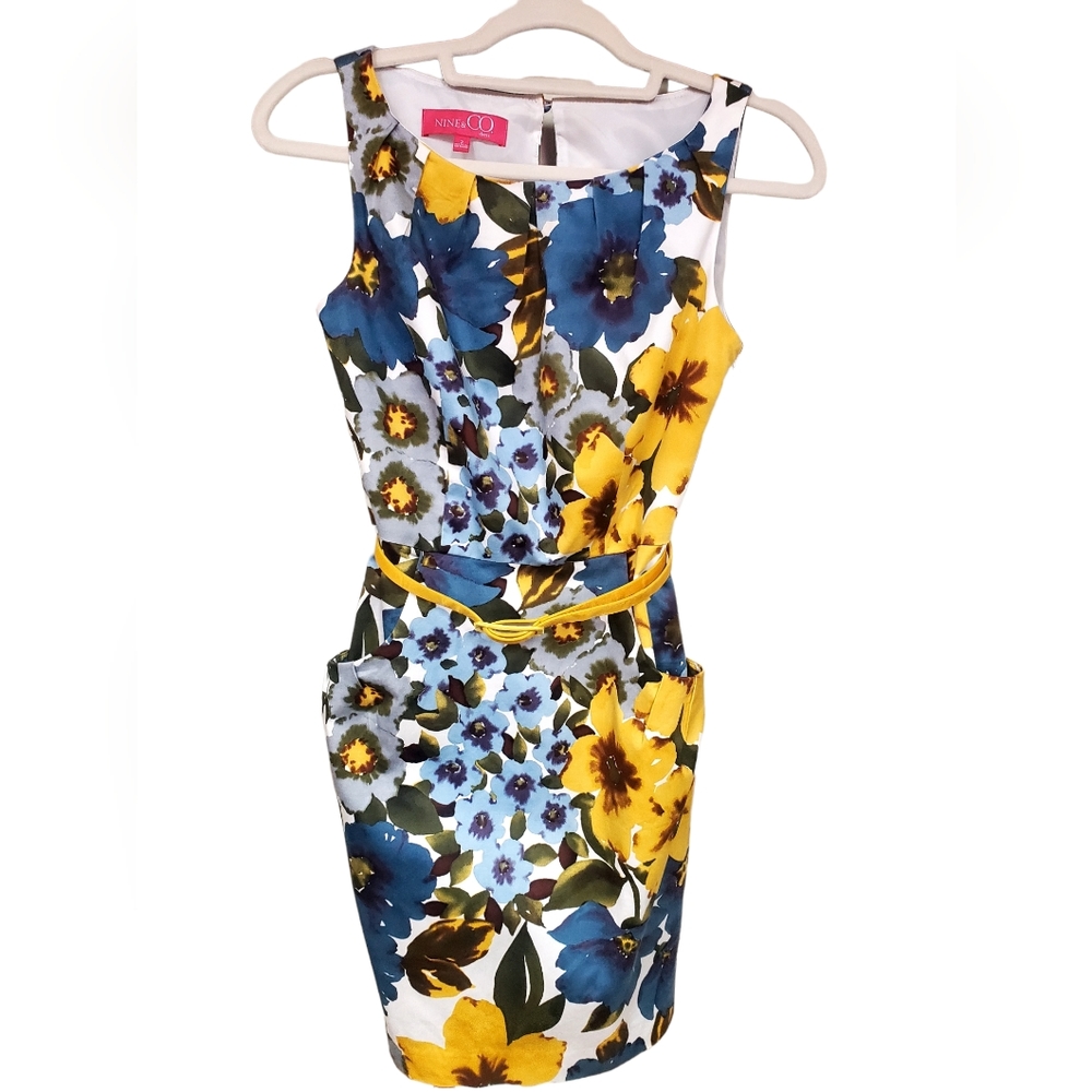 Nine & Co Sleeveless Blue & Yellow Floral Print Belted Mini Dress Size 2.